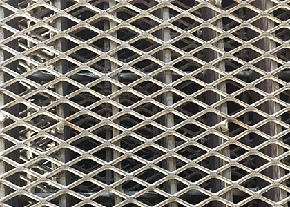 expanded mesh steel grating for playground equipment
