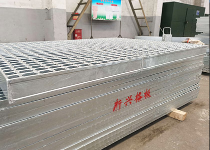 heavy duty grating for oil refineries